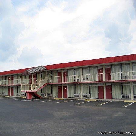 Sands Central Inn Hot Springs Exterior foto